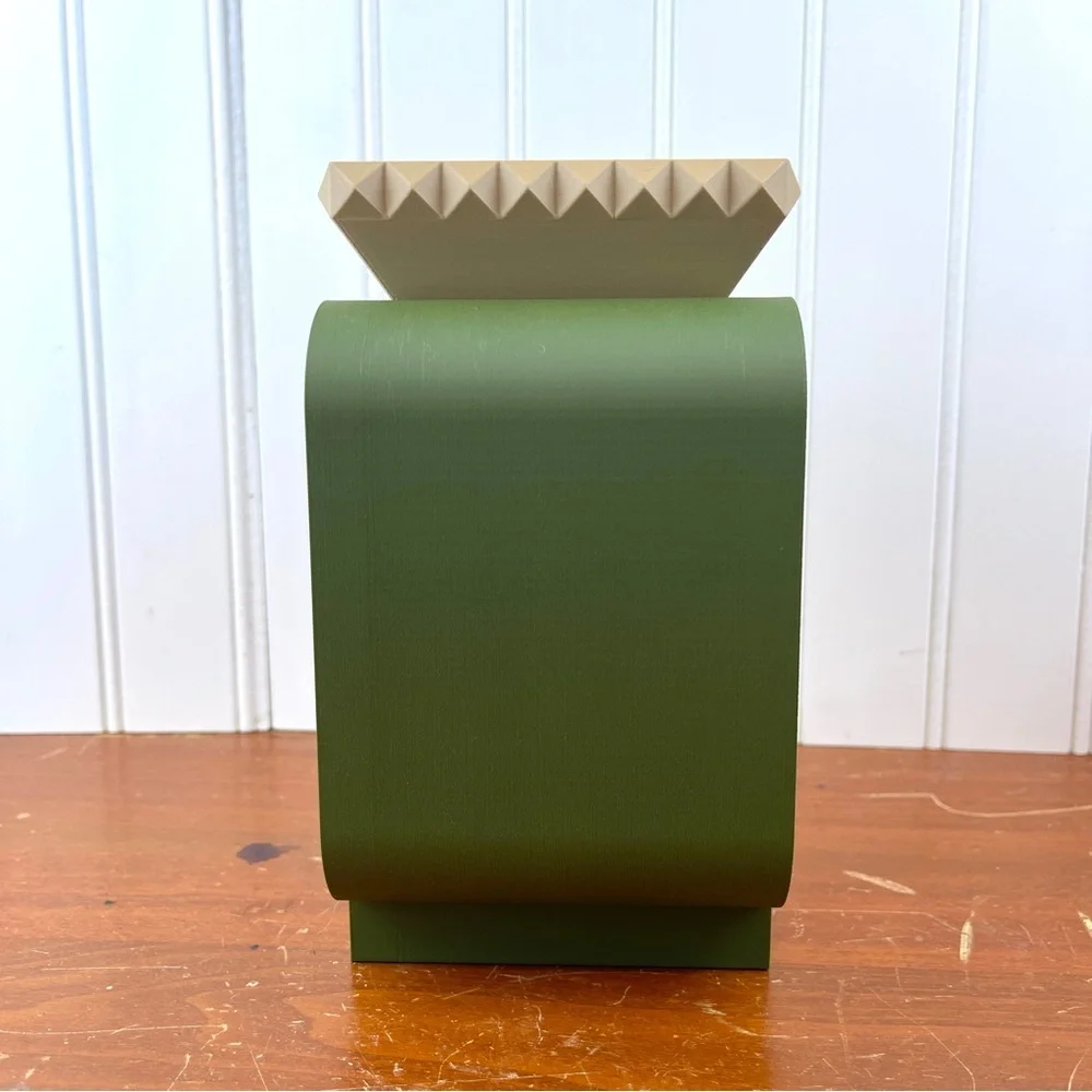 The Daka Planter, Planter with Stand, Indoor Flower Pot, Succulent